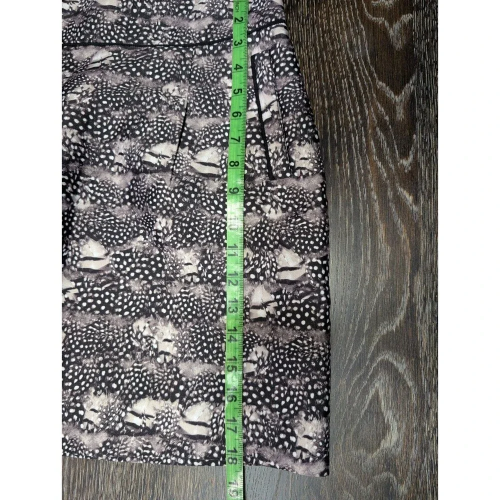 J.Crew Mini Skirt Sz 2 Feather Print Lined with Slip Pockets Back Zipper EUC 124